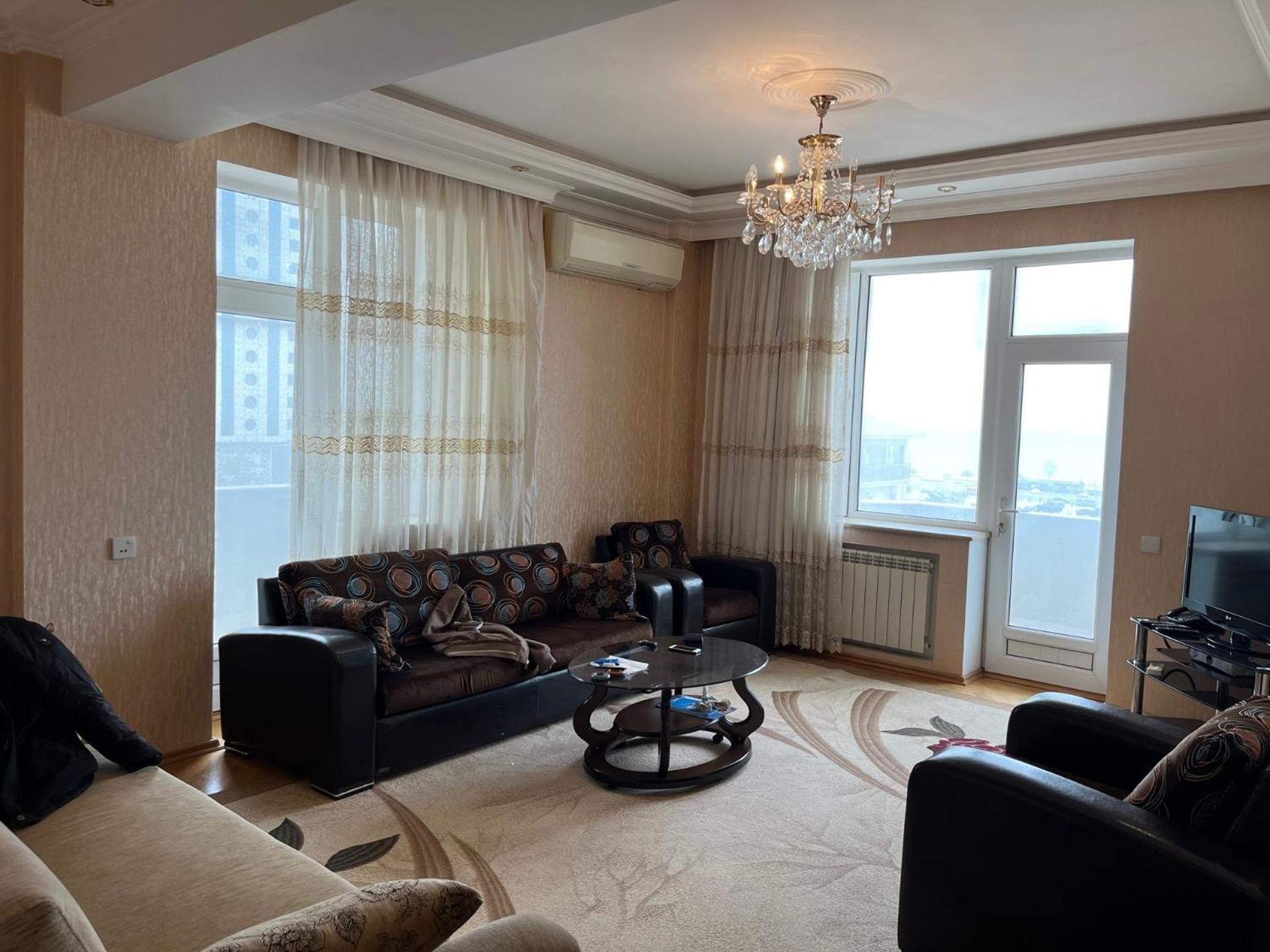 Апартаменты Sea View Couple Apartmant At Boulvard,Near Nizami Street Баку Экстерьер фото